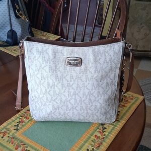 Michael Kors Jet Set Large West Crossbody Bag